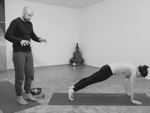 Online Yoga Videos & Übungen für Fortgeschrittene, Geübte, Erfahrene, Online Yoga Kurse für Fortgeschrittene, Geübte, Erfahrene, Haltungen der 1. Serie des Ashtanga Yoga