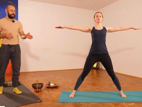 Yoga lernen, Yoga für Anfänger, Yoga Übungen für Anfänger, Yoga Kurs für Anfänger, Yoga Übungen für zu Hause, Yoga Videos für Anfänger