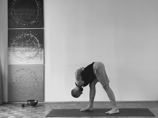 Online Yoga Videos & Übungen für Fortgeschrittene, Geübte, Erfahrene, Online Yoga Kurse für Fortgeschrittene, Geübte, Erfahrene, im Fluss durch die 1. Serie des Ashtanga Yoga