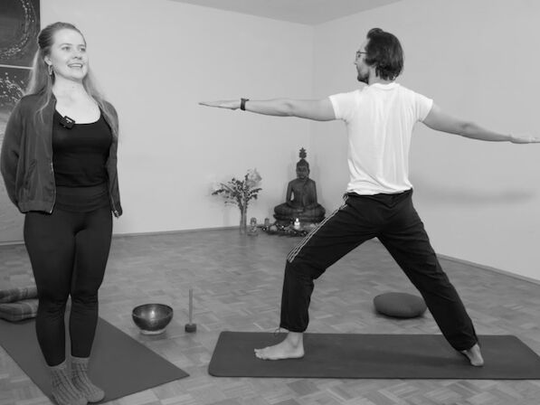 Yoga lernen, Yoga für Anfänger, Yoga Übungen für Anfänger, Yoga Kurs für Anfänger, Yoga Übungen für zu Hause, Yoga Videos für Anfänger