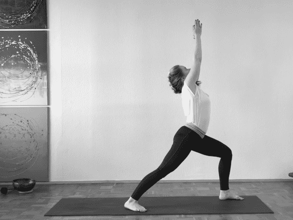 Online Yoga Videos & Übungen für Fortgeschrittene, Geübte, Erfahrene, Online Yoga Kurse für Fortgeschrittene, Geübte, Erfahrene, im Fluss durch die 1. Serie des Ashtanga Yoga