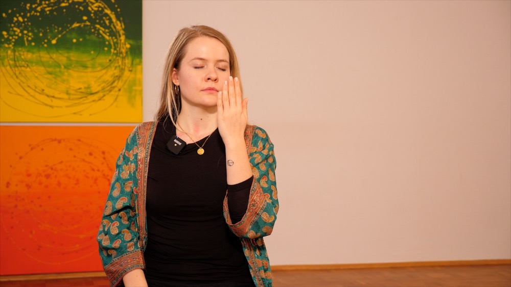 Online Yogakurs in der Schwangerschaft, für Schwangere, Geburtsvorbereitung, Geburt vorbereiten, Atmung verbessern, Atem, atmen, Kurzatmigkeit reduzieren